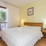 Plaza Apartamento *